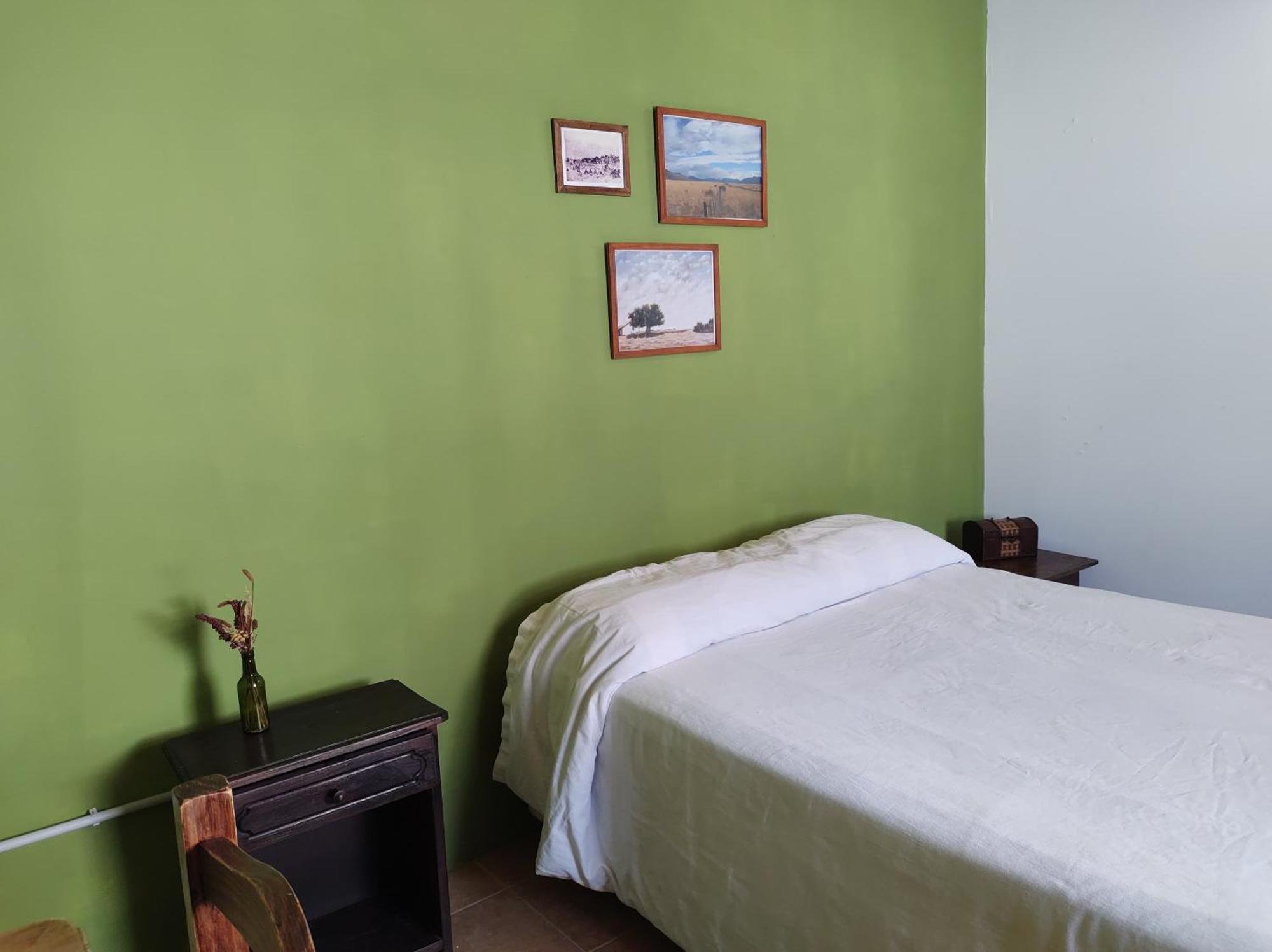 Hostel Yatel El Calafate Bagian luar foto