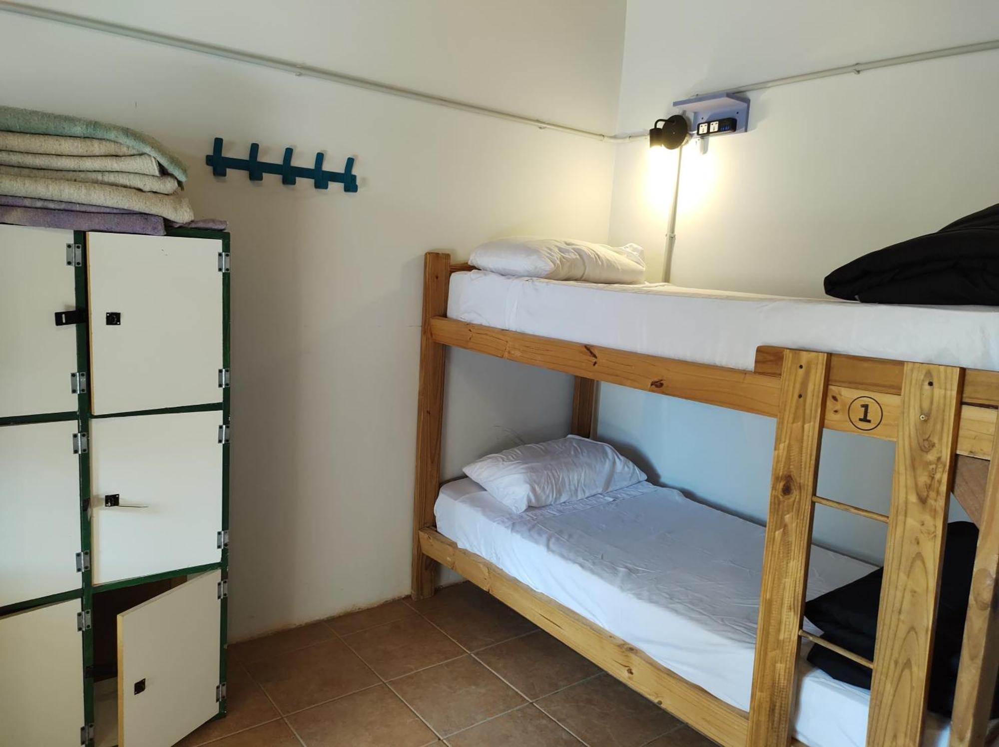 Hostel Yatel El Calafate Bagian luar foto