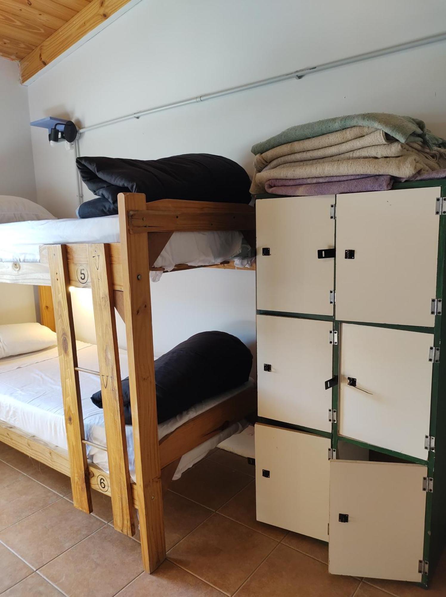 Hostel Yatel El Calafate Bagian luar foto